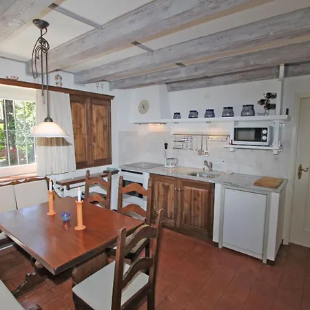 Casa San Sebastiano, 5,5-zimmerhaus By Holap Sa Ascona